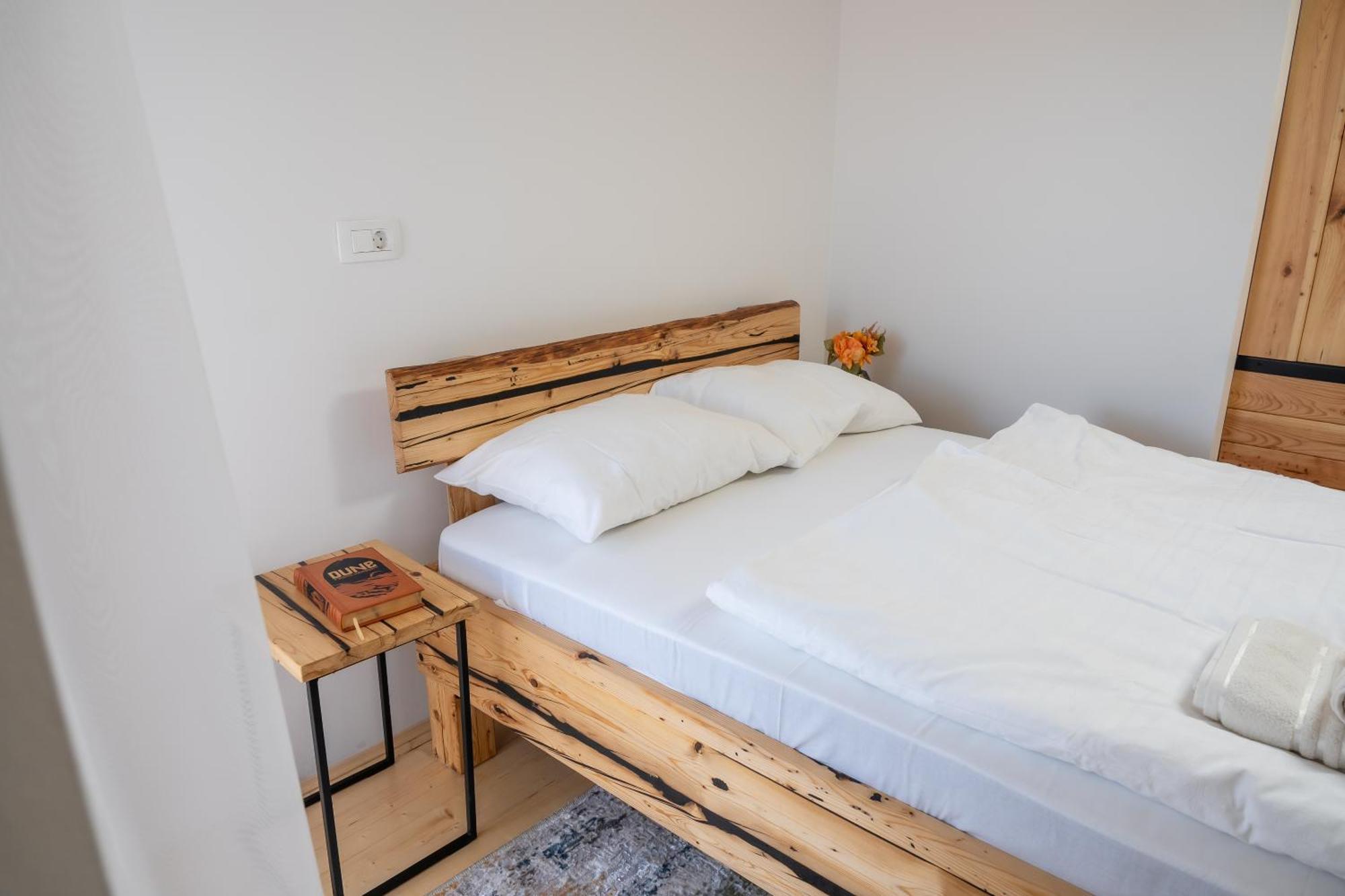 Island Apartments Izola Værelse billede